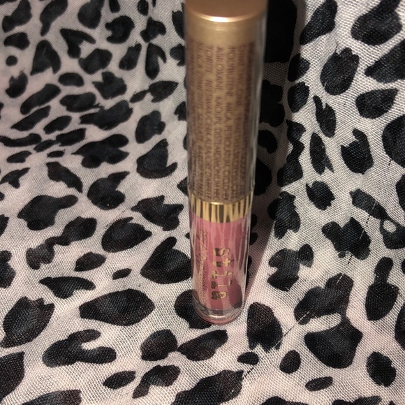 🔥 2 for $15 Stila Liquid Lipstick Patina - Picture 2 of 2
